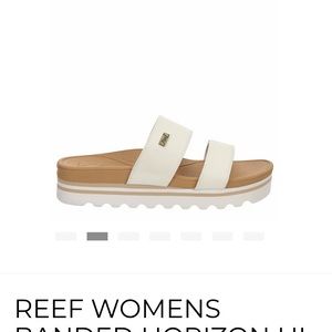 Reef Banded Horizon Hi Women's 
 slide sandal. Color white size 6